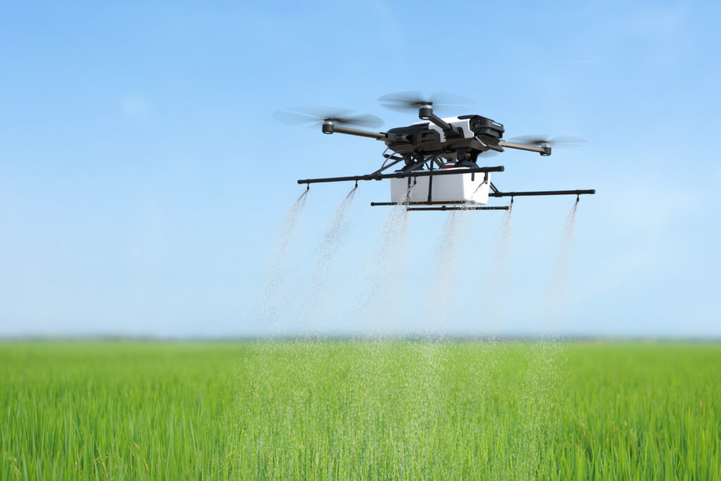 démoussage panneaux solaires au drone